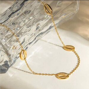 Gold Shell Necklace A1255